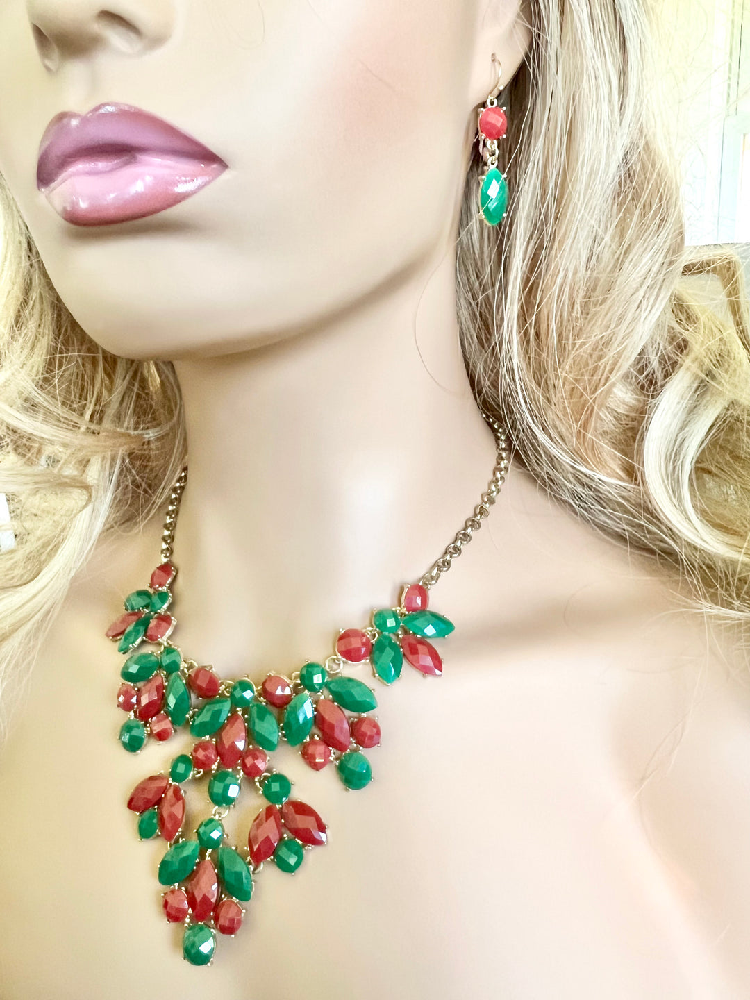 Red and Green Christmas Rhinestone Statement Necklace Set with Matching Dangle Earrings