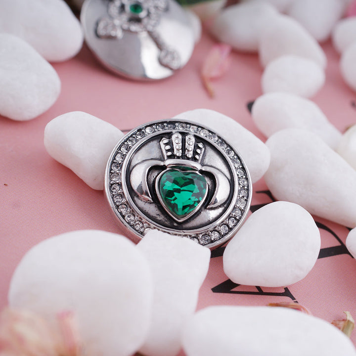 20MM Claddagh Snap with Clear and Emerald Rhinestones - Snap