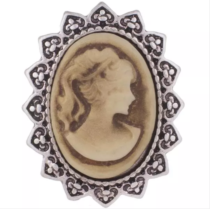 20MM Natural Cameo w/ Antique Silver Plating Snap - Snap