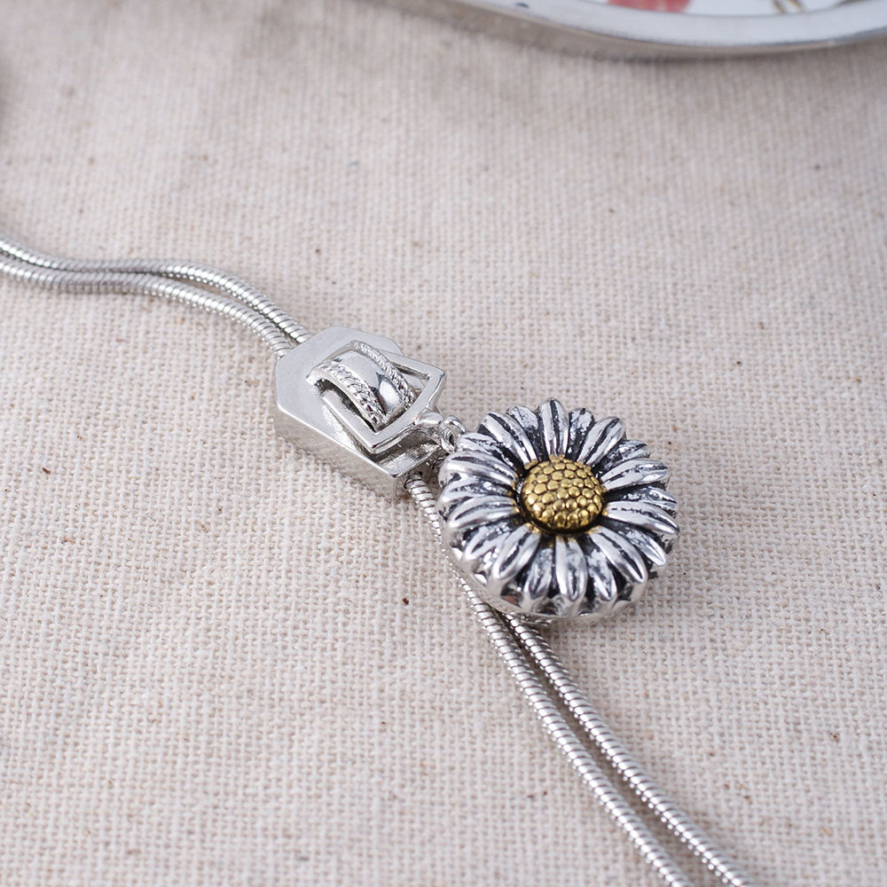 Silver and Gold Daisy flower 20MM Snap