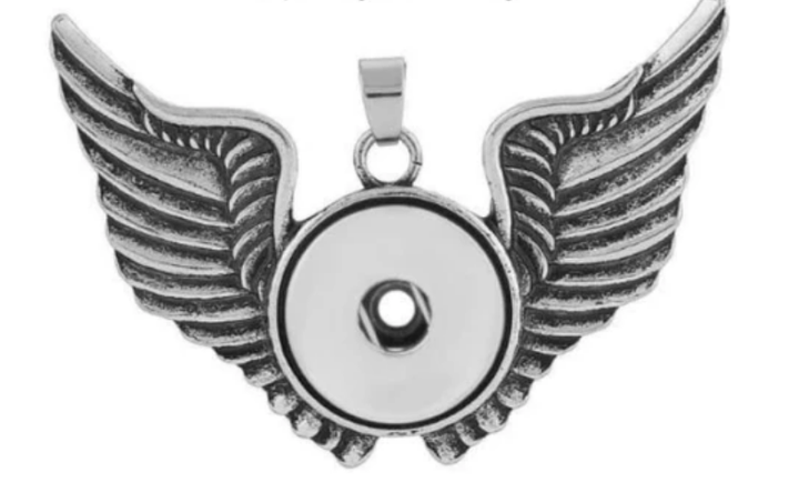 Amelia Silver Wings Snap Pendant w/ BONUS 16