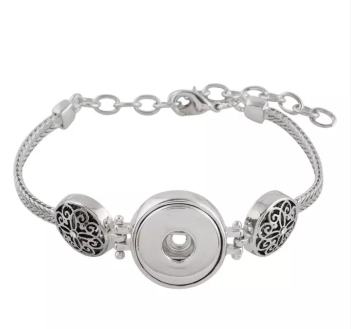 Designer-Look Silver Floral Snap Bracelet - Snap Bracelet