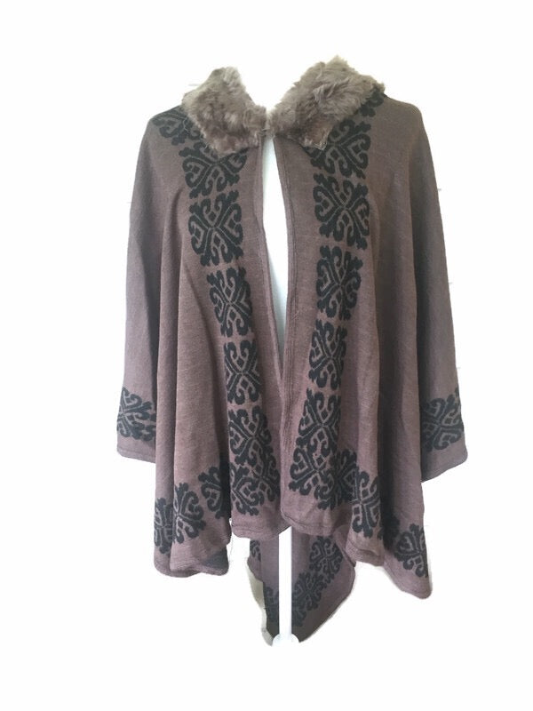 Knitted Poncho Wrap Shawl Cape with Faux Fur Trim & Clasp