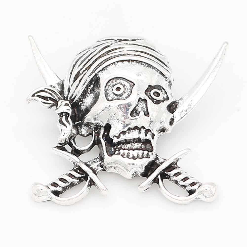 Silver Pirate Skull and Swords Snap