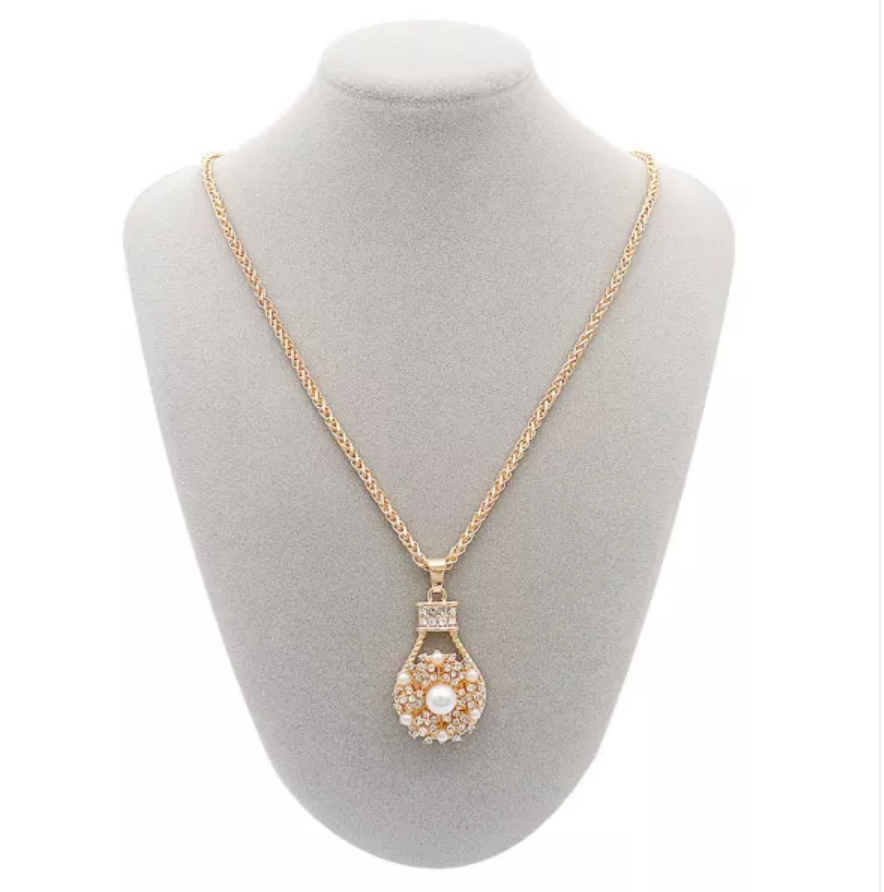 Coco Yellow-Gold Designer-Look Snap Necklace w/Rhinestones and 50CM Chain